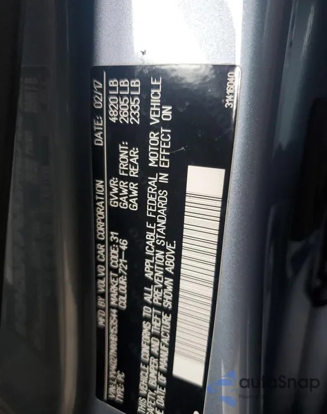 2017 Volvo S60 Platinum из США, поврежденный, VIN LYV402TMXHB153544